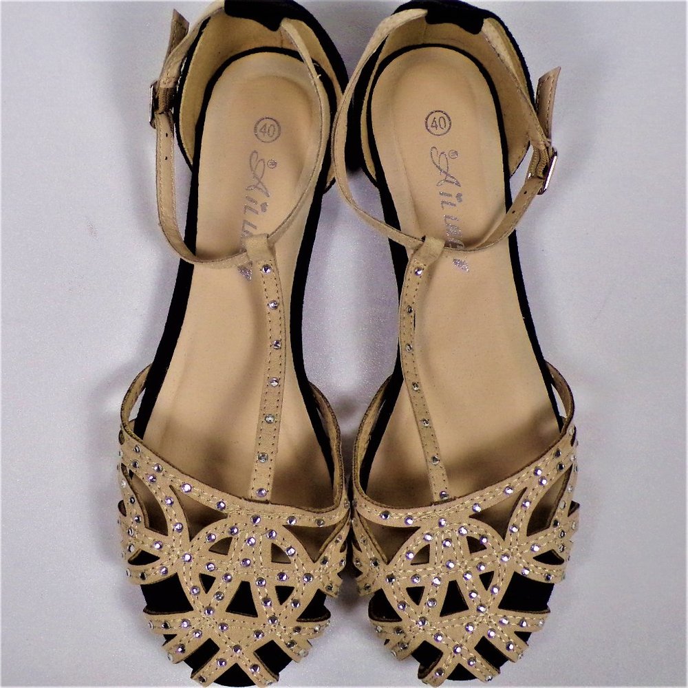 AIL (?) beige/black size 7.5? flat-heel sandals faux gemstones ankle & T straps